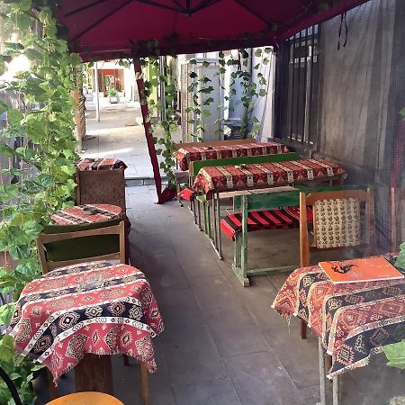 Sev Group Hostel Yerevan Exterior photo